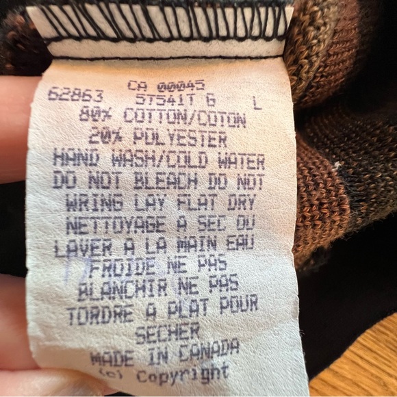 ⭐️ Vintage Tundra Canada Coogi Geometric Black Brown Sweater LARGE - Picture 8 of 8